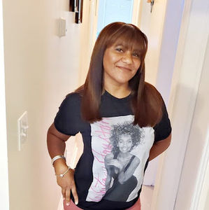 Meet your Posher, Luz maria